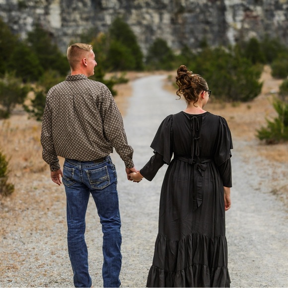 π€ Meet Me π€ - Picture 3 of 3